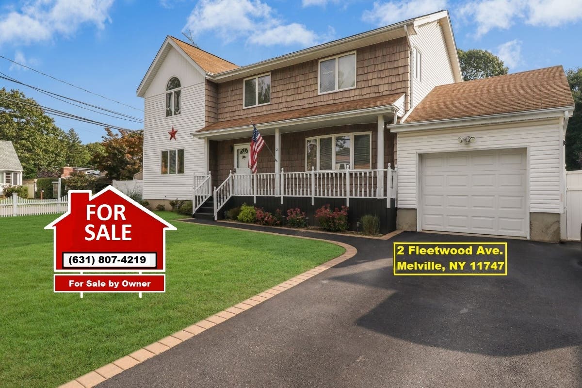 Melville................. "2 FLEETWOOD AVE"....................... Half