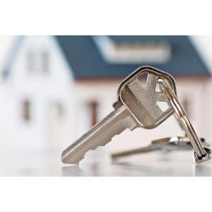 house-and-keys_shutterstock_92198503.jpg