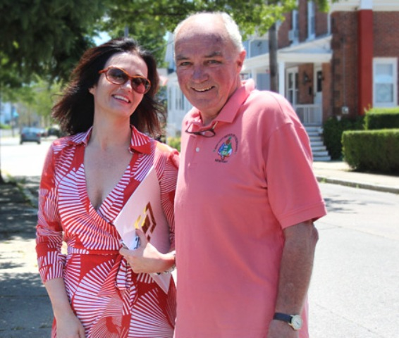 News small post card thumbnail