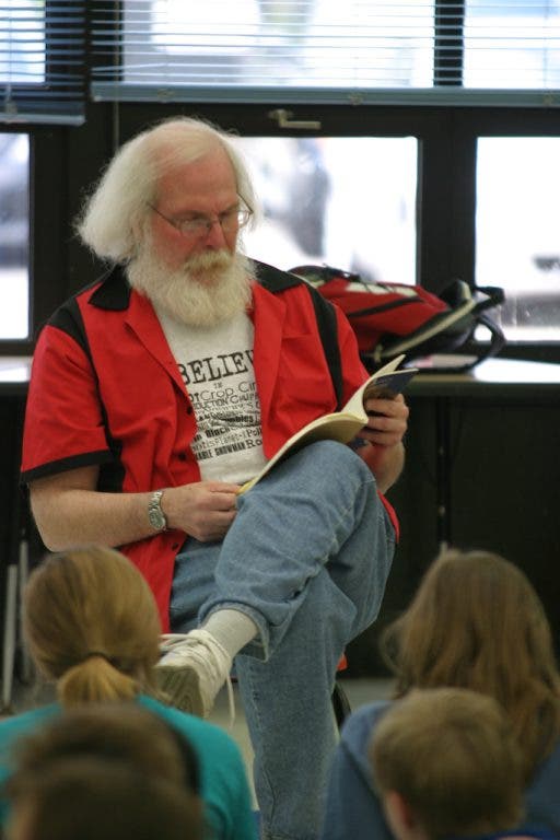 News small post card thumbnail