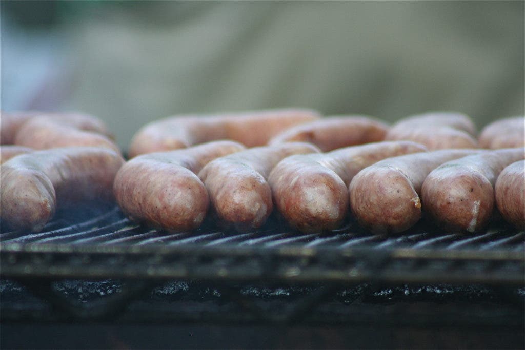 PHOTOS Beer, Brats and Bingo a True Lakeville Reunion Lakeville, MN