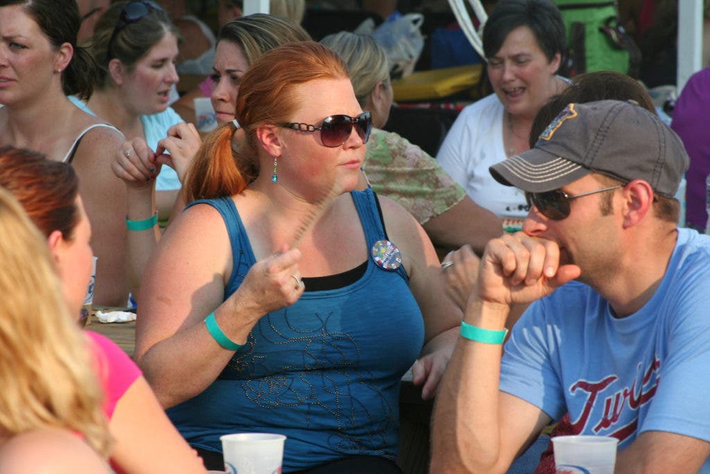 PHOTOS Beer, Brats and Bingo a True Lakeville Reunion Lakeville, MN