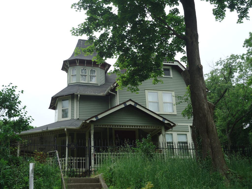 News small post card thumbnail