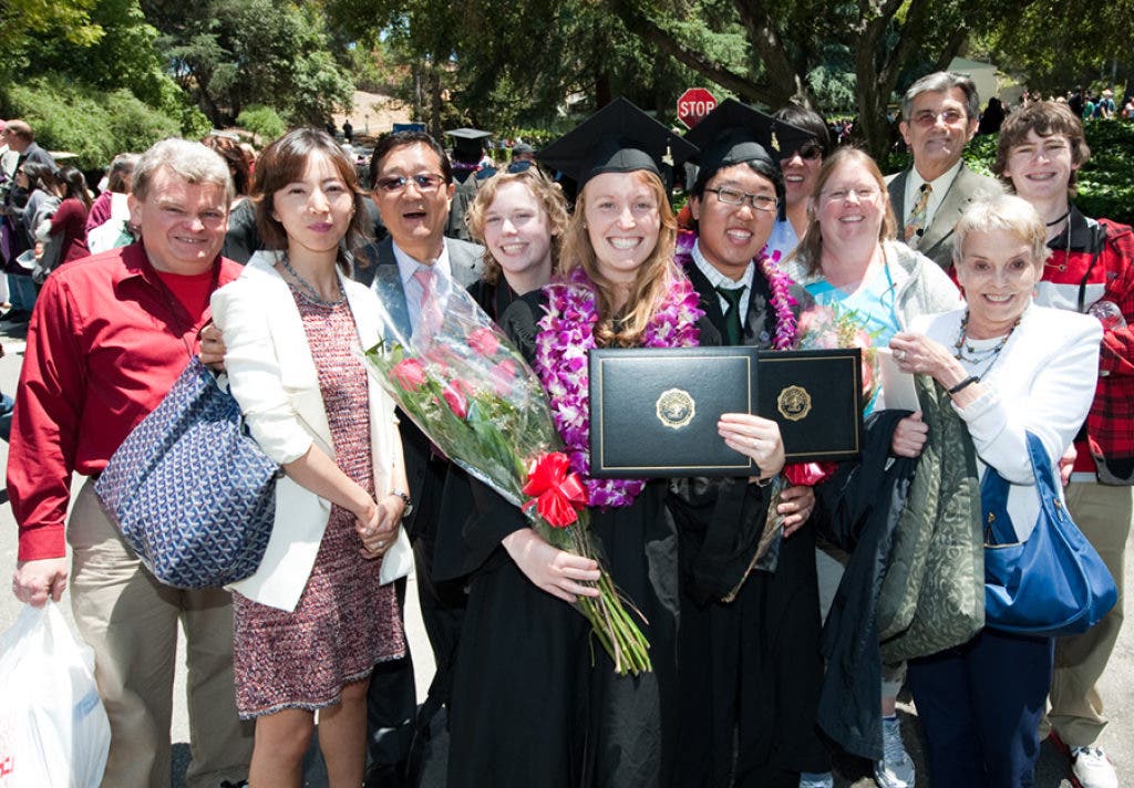 Video: Oxy Graduation Features Speaker from the White House | Eagle ...