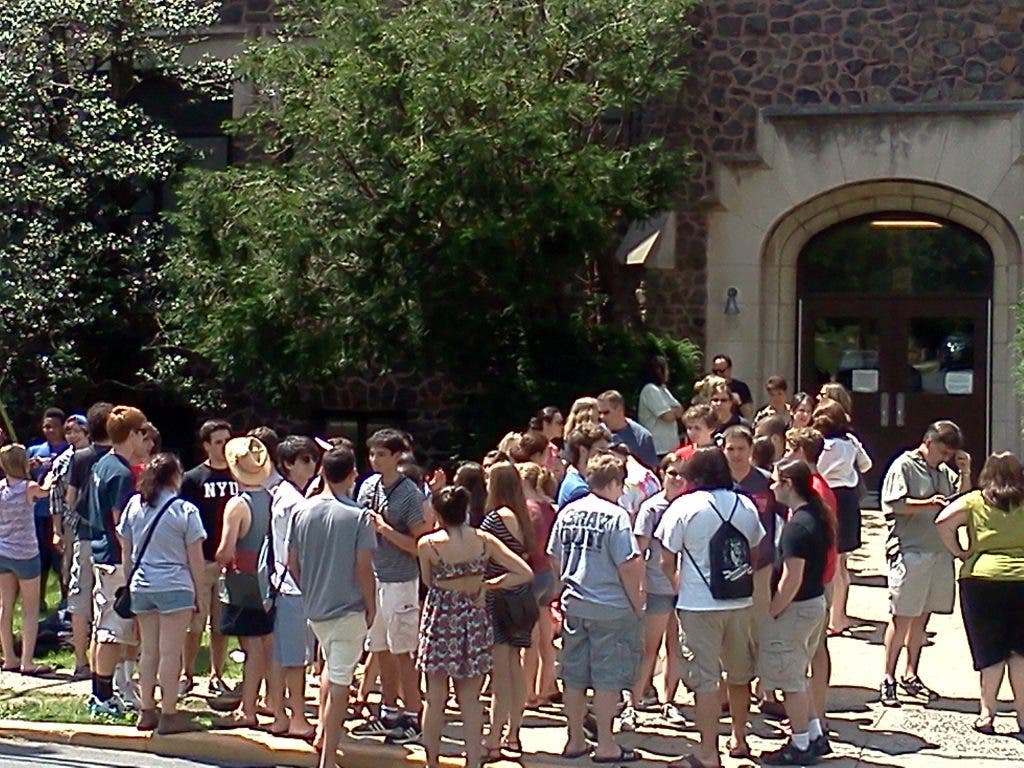 News small post card thumbnail