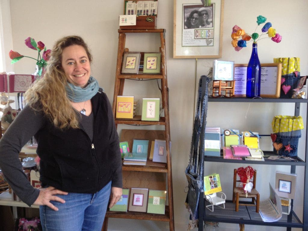 News small post card thumbnail