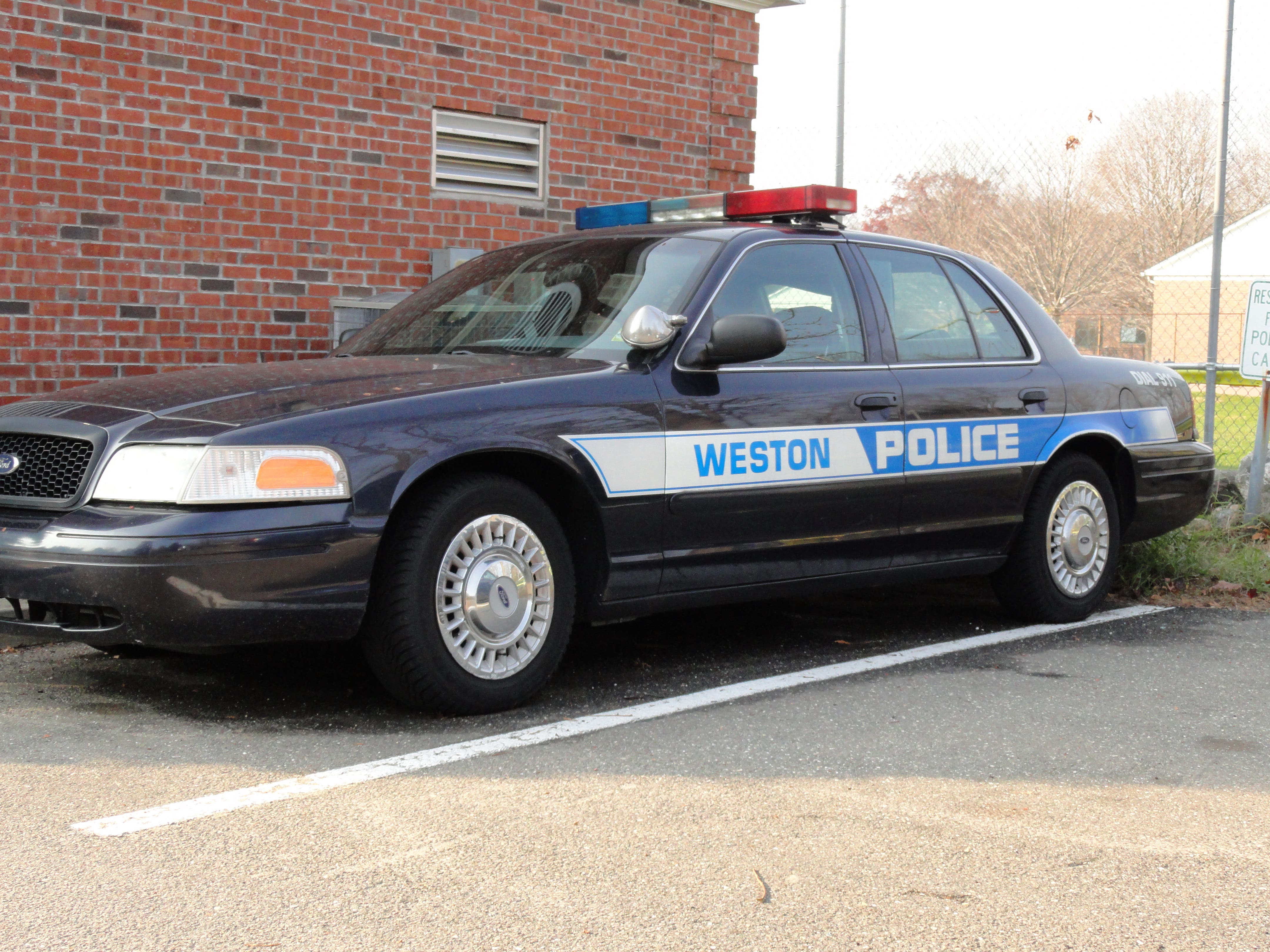 Weston Police Charge Westport Man With DUI | Weston, CT Patch