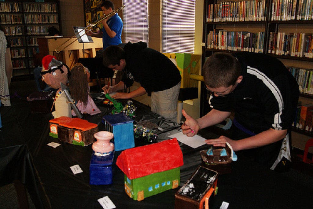 News small post card thumbnail