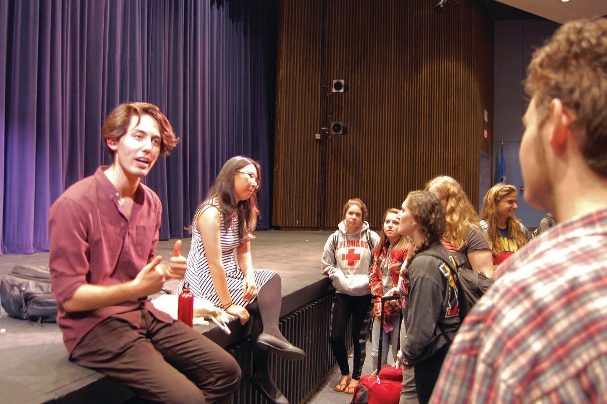 News small post card thumbnail