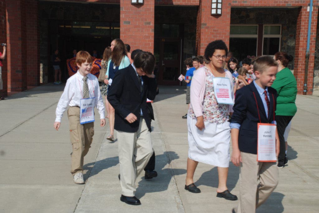 IMAGE GALLERY More Than 90 Global Leaders Visit Mill Pond School