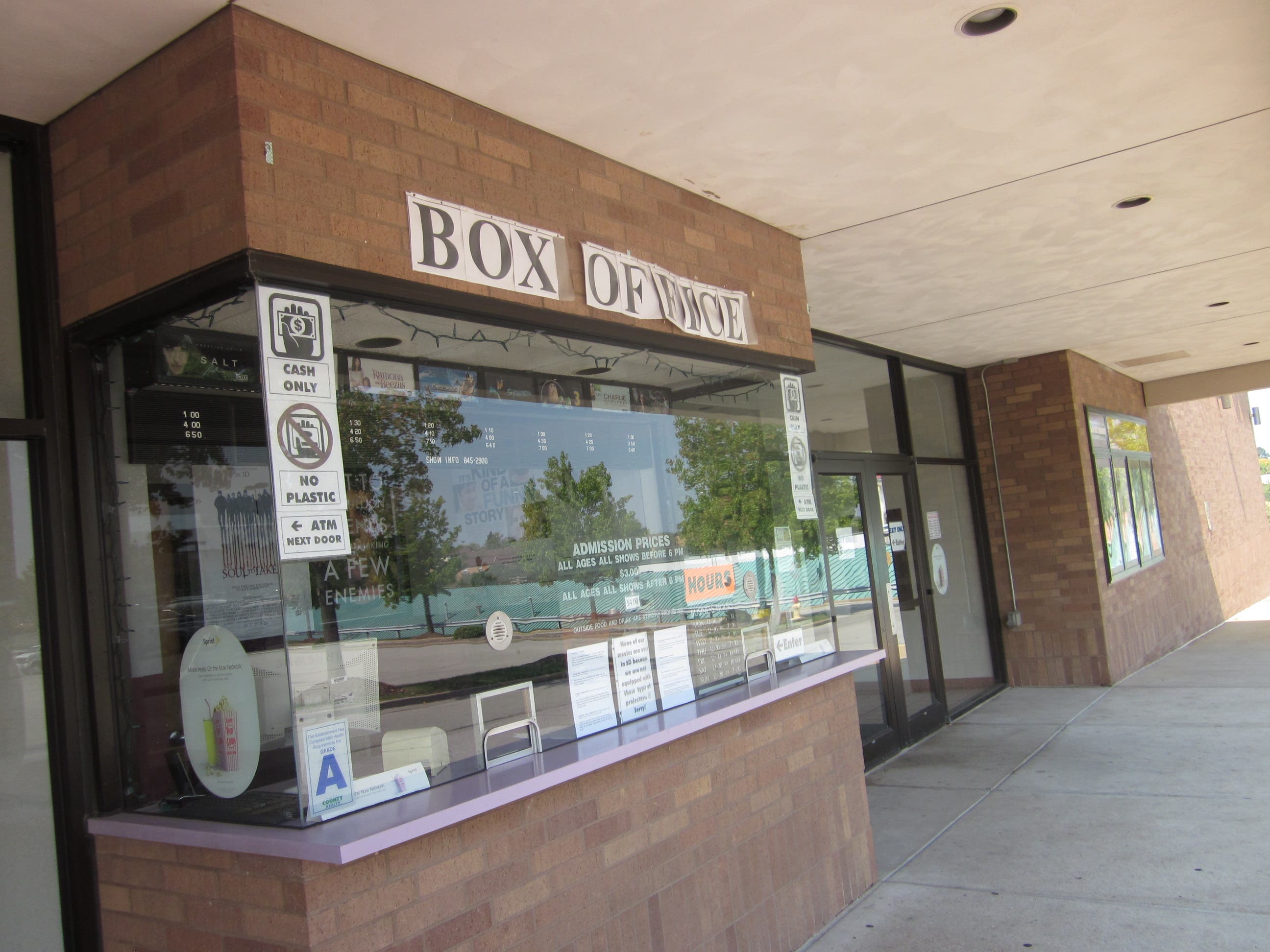 News small post card thumbnail