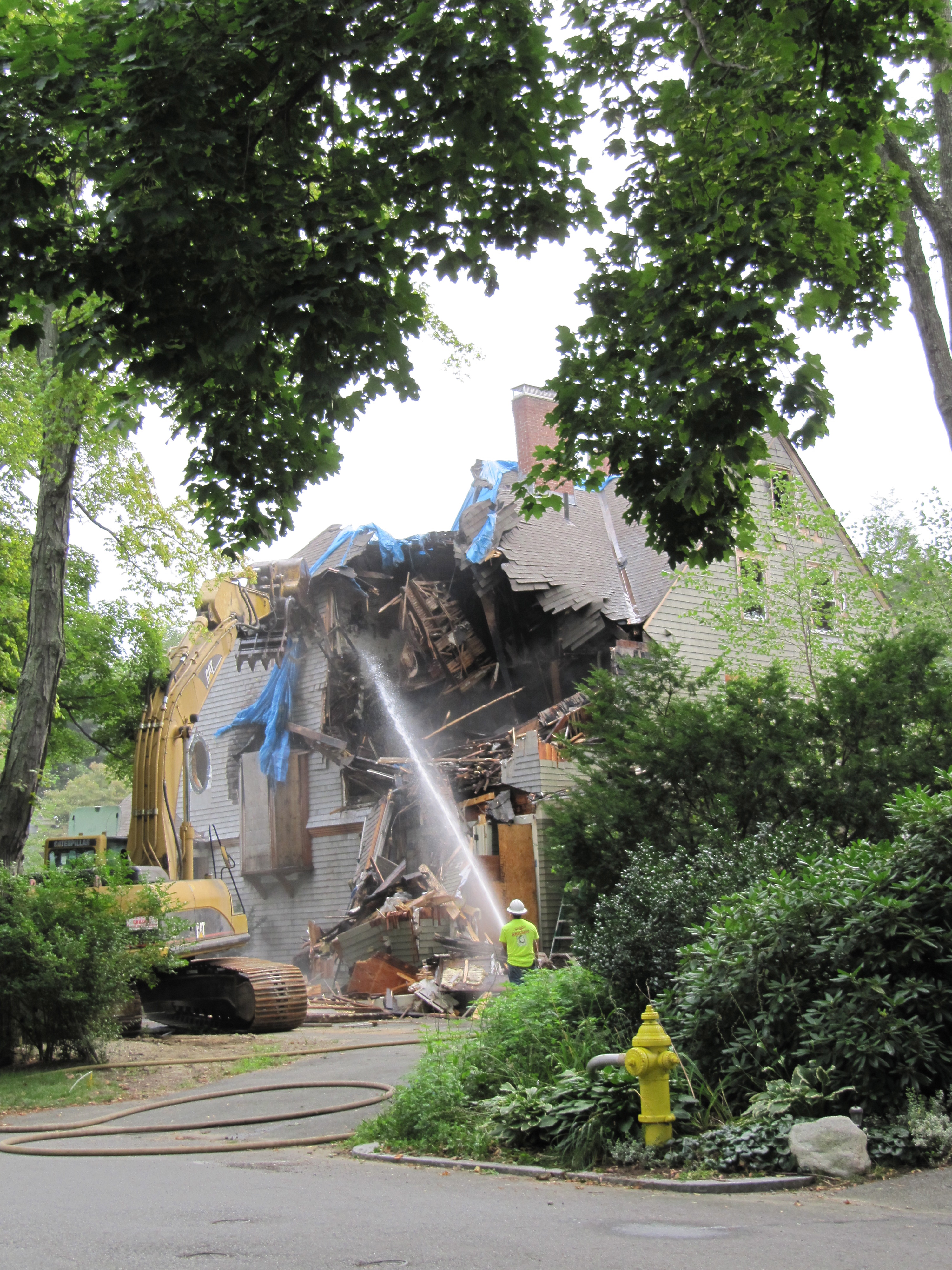 News small post card thumbnail