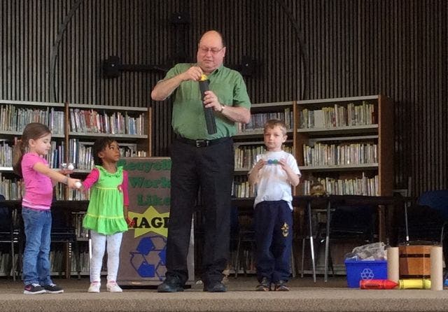 News small post card thumbnail