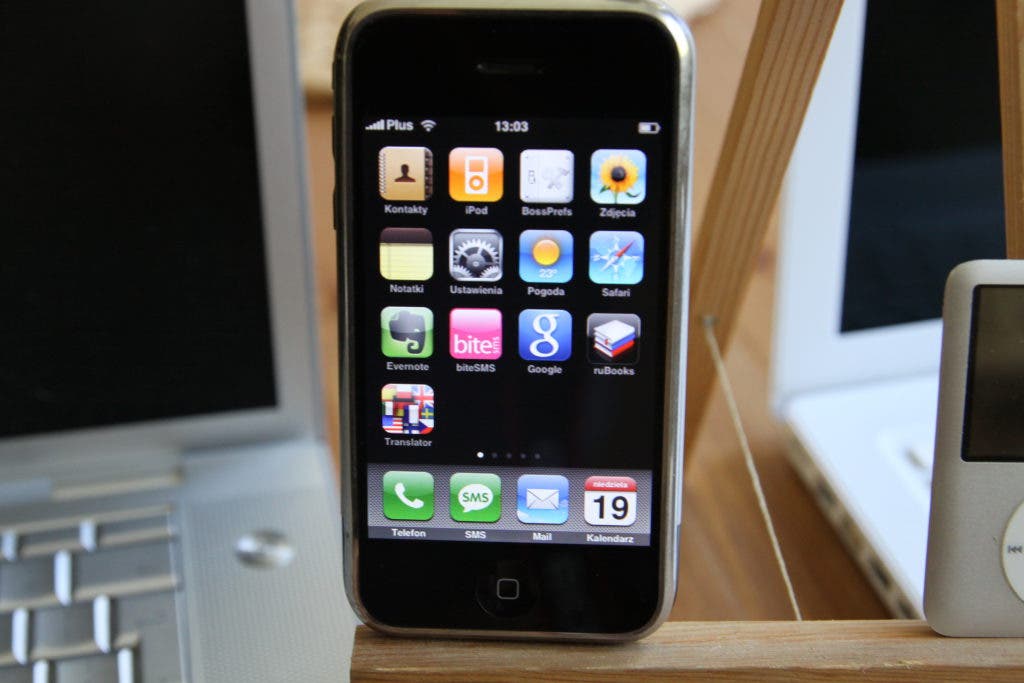 This American Life Retracts Mike Dasiey's Apple Story
