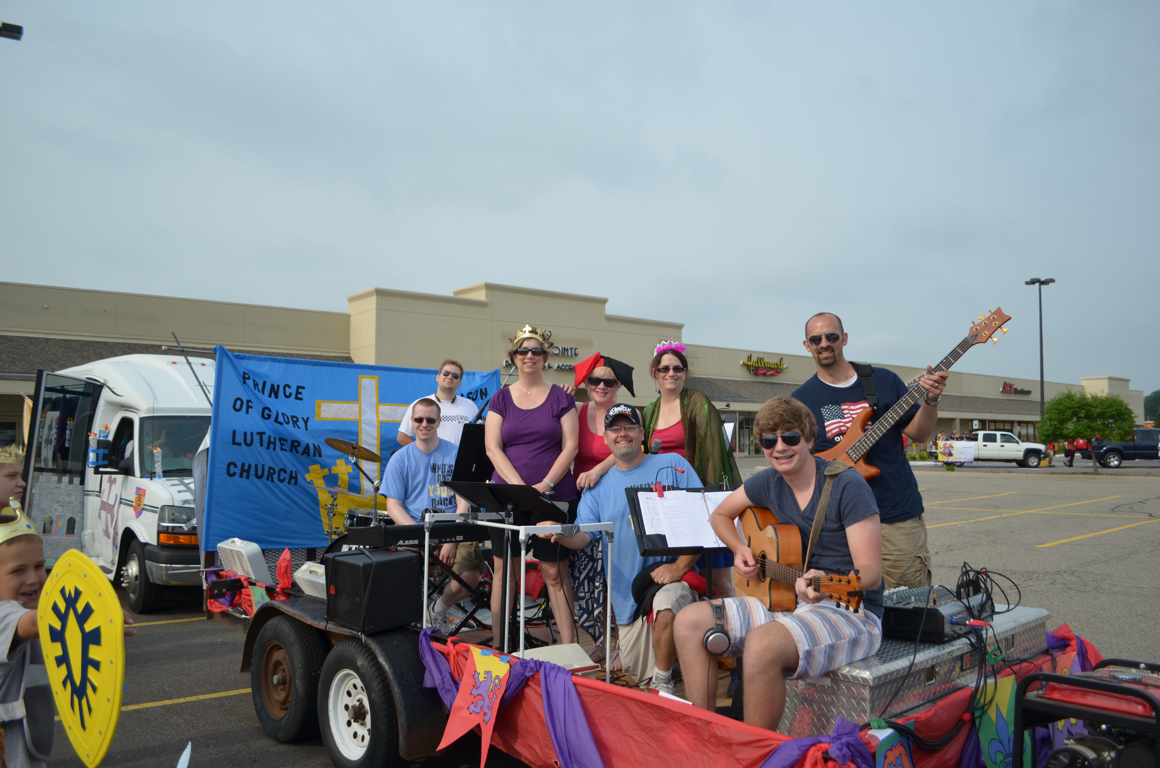 News small post card thumbnail