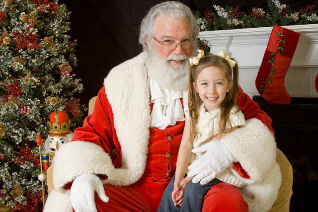 Santa Claus Visits The Special Needs School Of Gwinnett Snellville Santa Claus Visits The Special Needs School Of Gwinnett Snellville