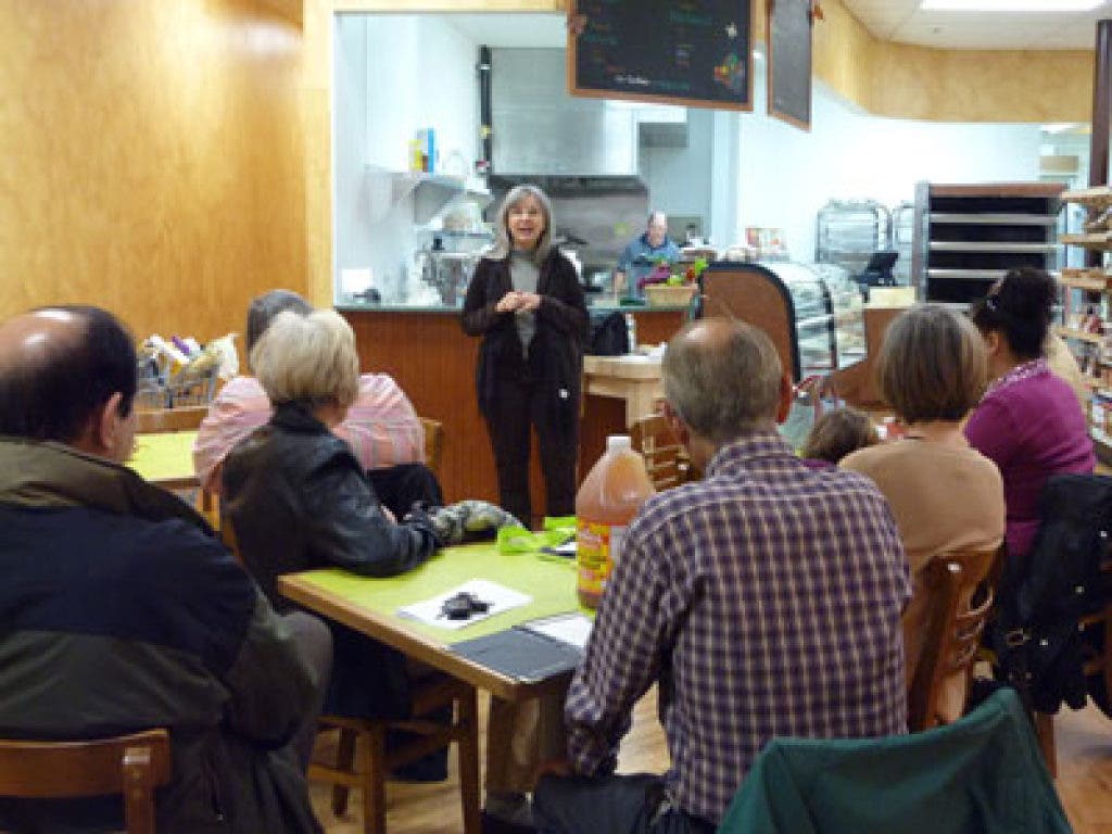 News small post card thumbnail