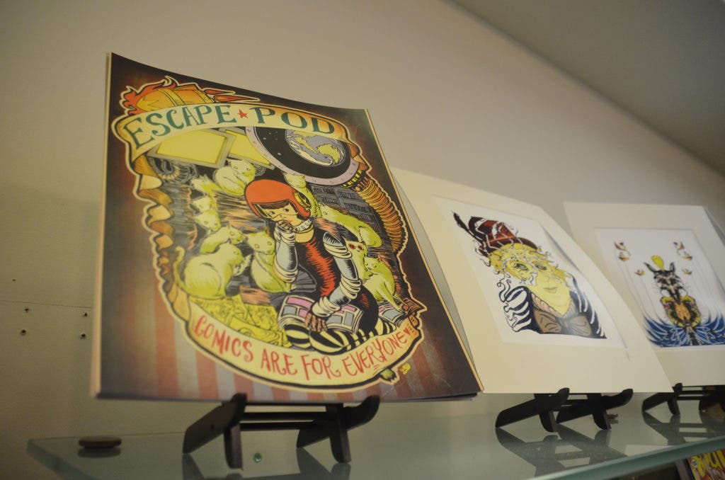 News small post card thumbnail