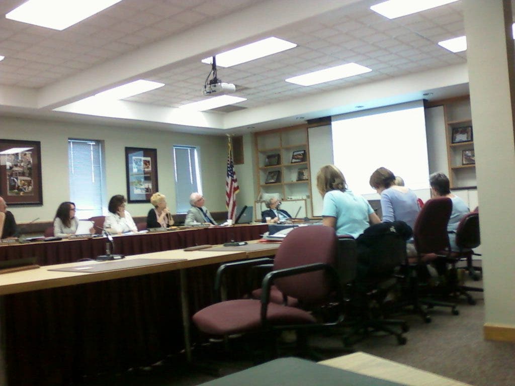 News small post card thumbnail