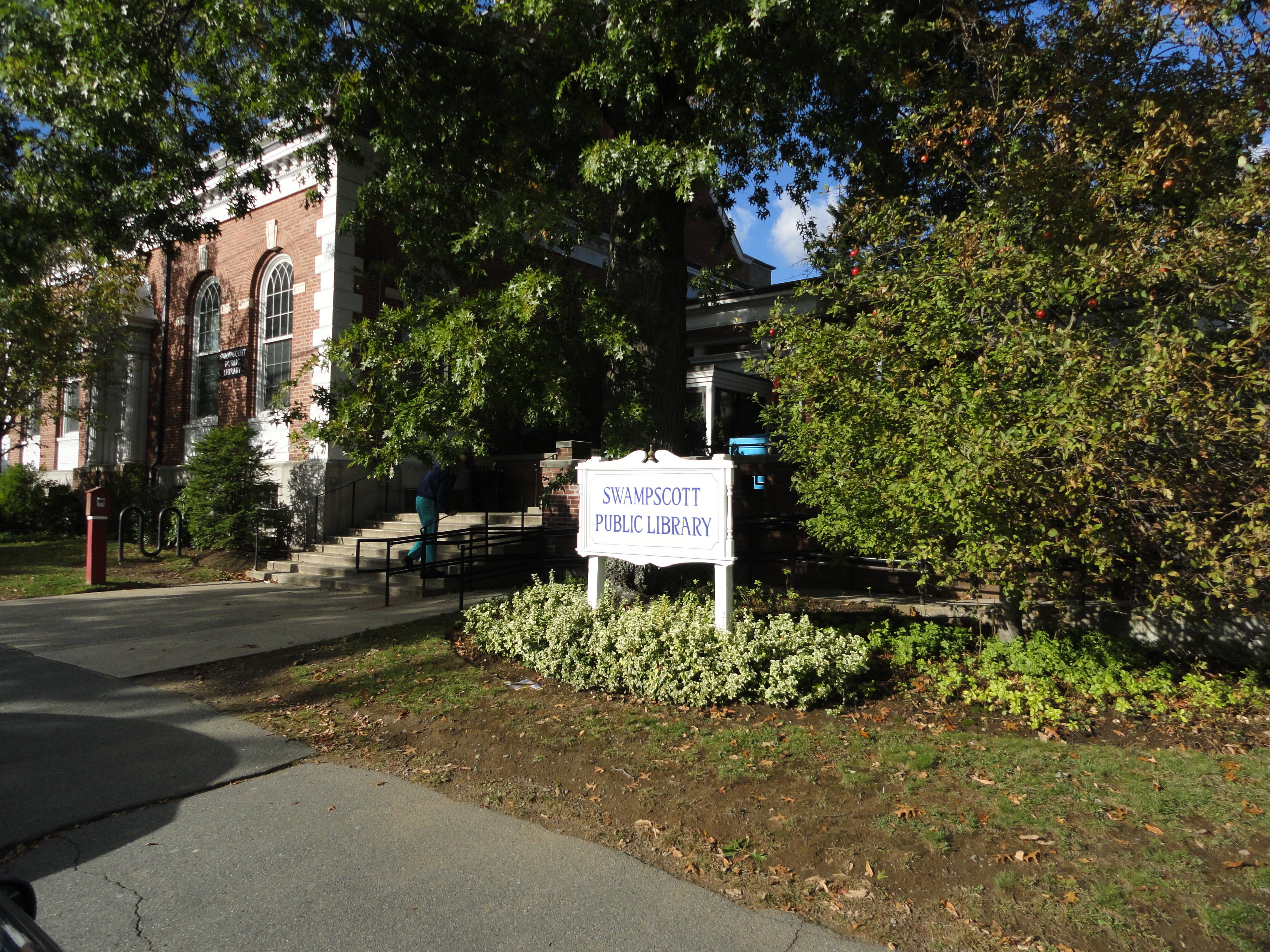 News small post card thumbnail