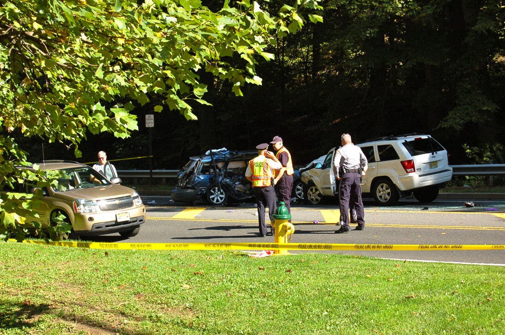 Middletown Father and Son, 6, Killed in Holmdel Crash | Holmdel, NJ Patch