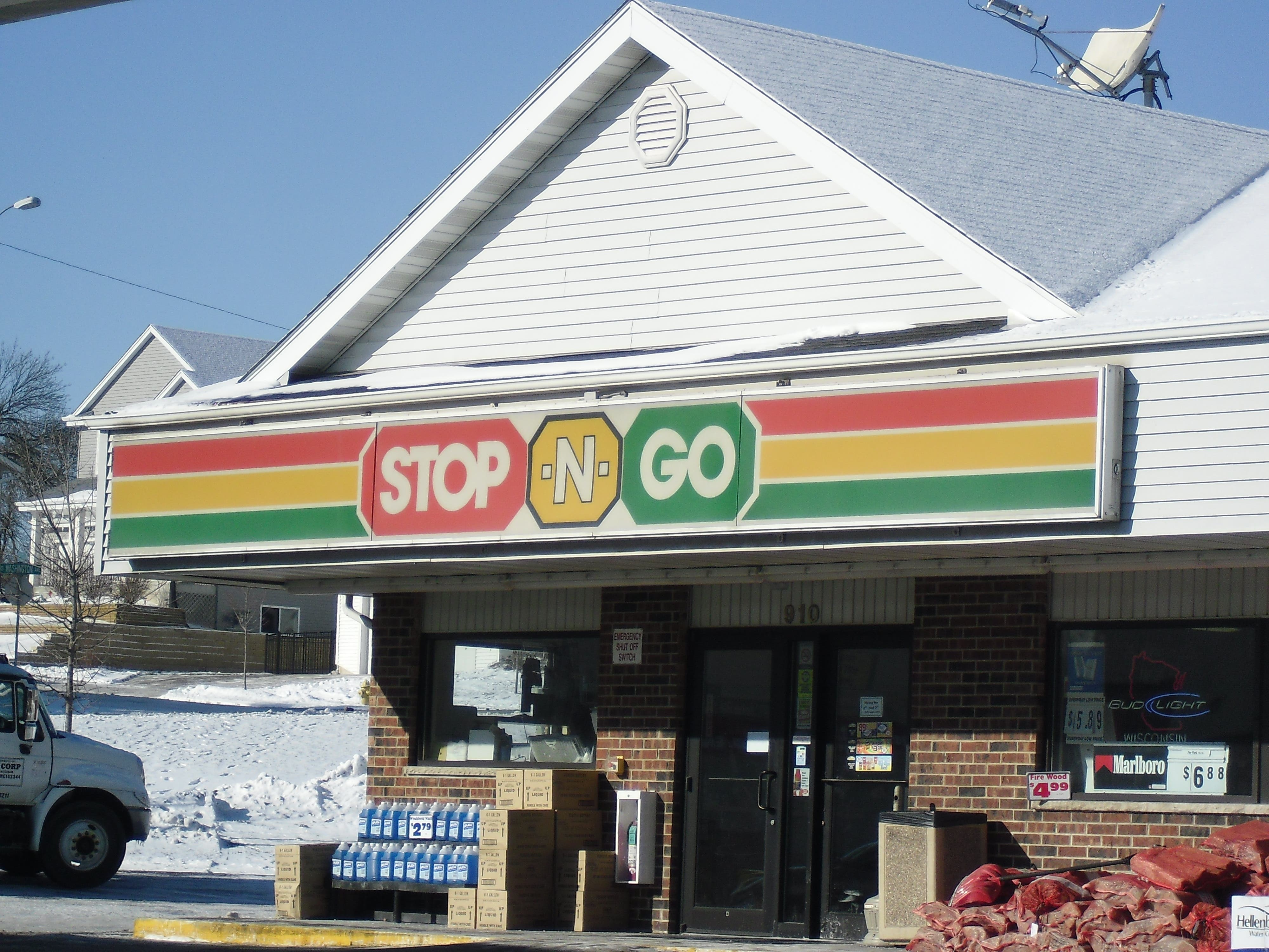 Waukesha Police Seek Suspects in Gas Station Robbery | Waukesha, WI Patch