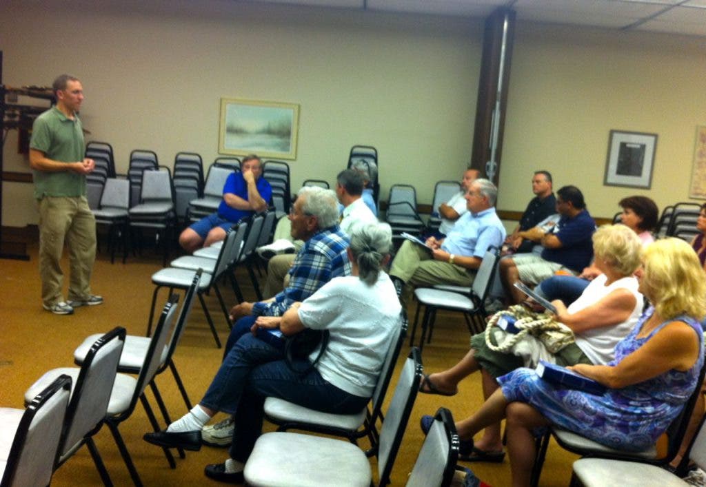 State Senator Met With Mixed Reaction at Oak Creek Town Hall Oak