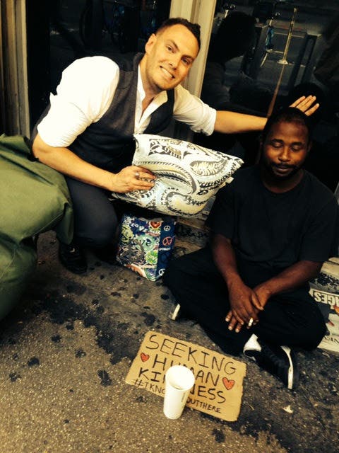 News small post card thumbnail