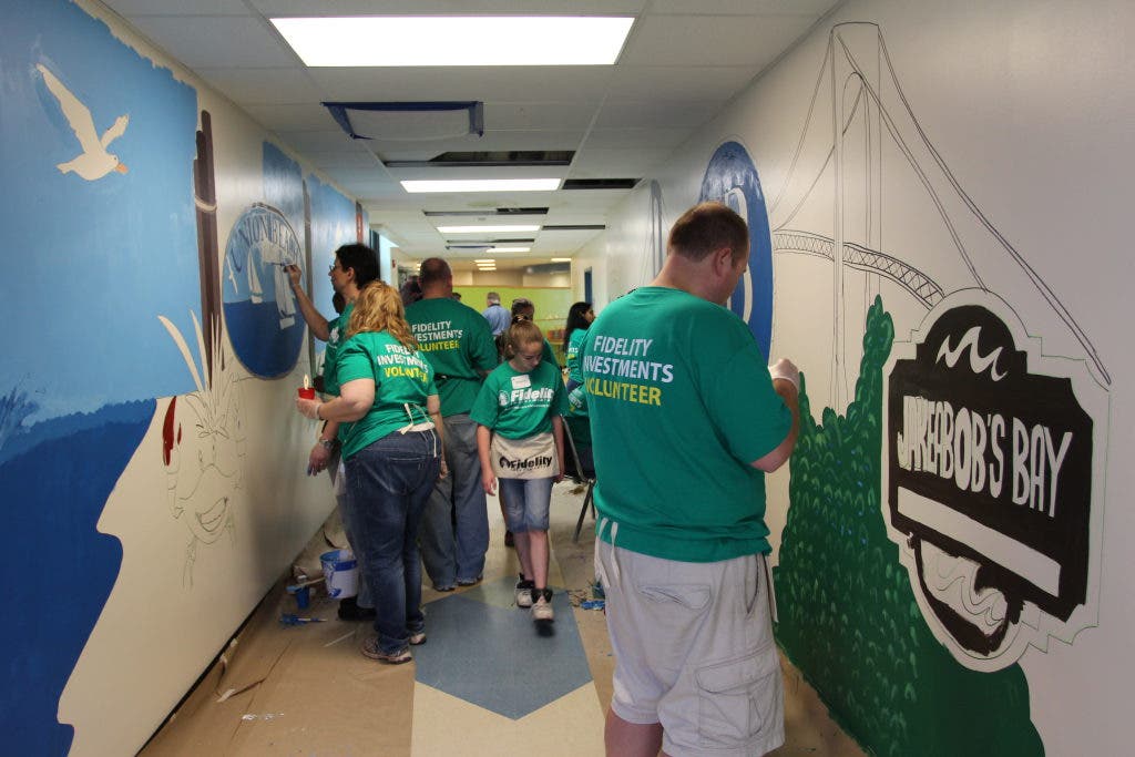Volunteers Help Ready Union Beach Memorial School for the Fall