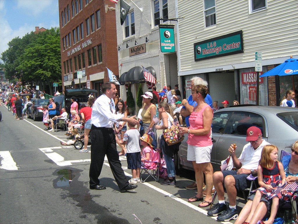 News small post card thumbnail