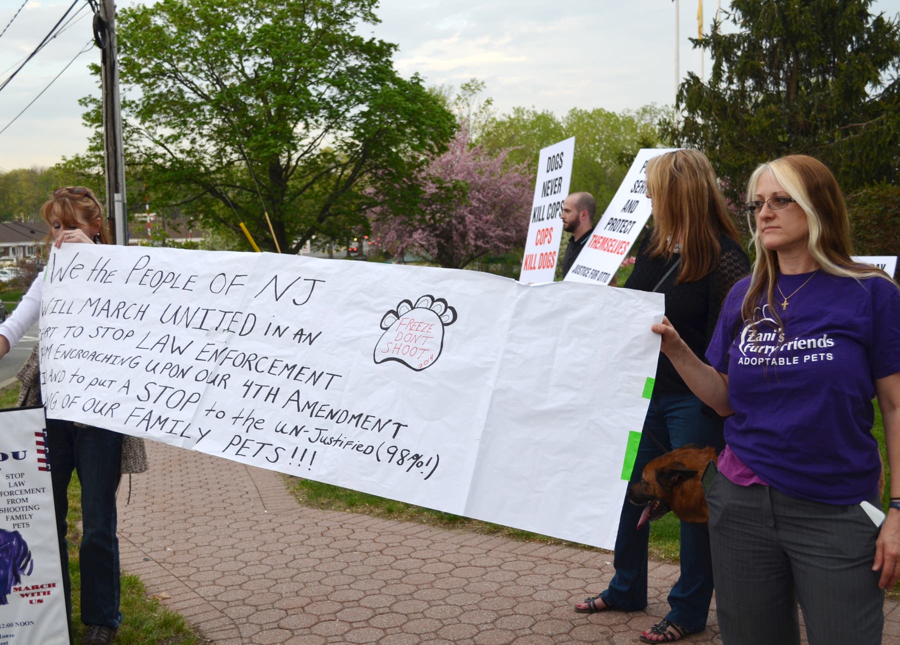 News small post card thumbnail