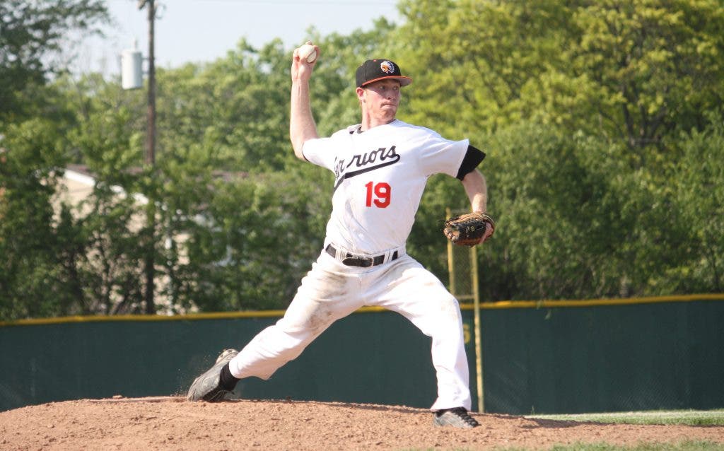 Brother Rice Finishes Off West Bloomfield in Baseball Pre-Districts ...