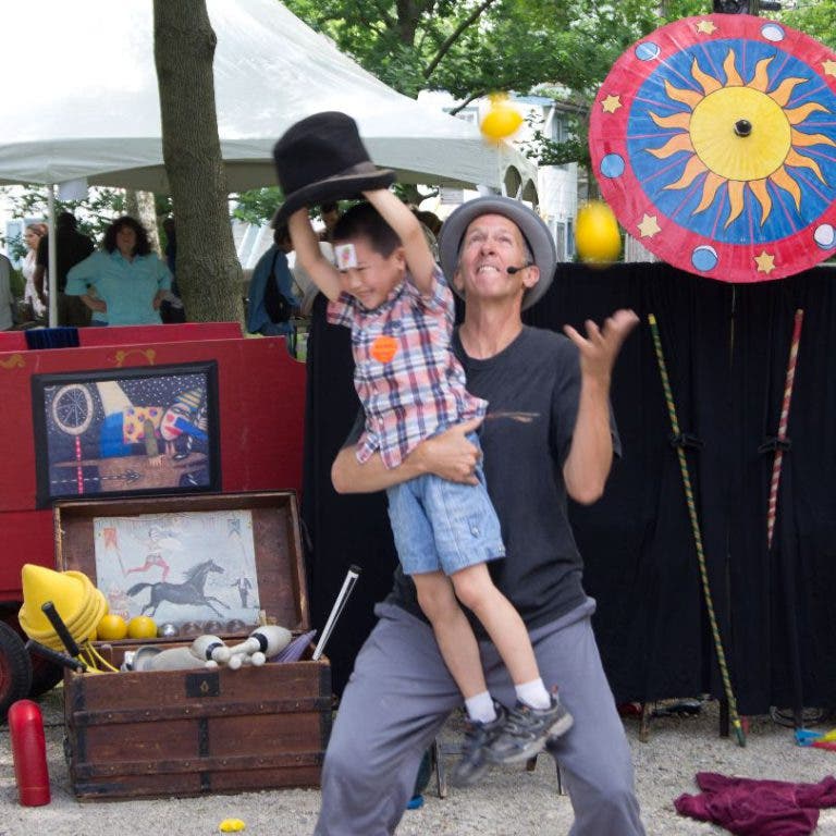 News small post card thumbnail