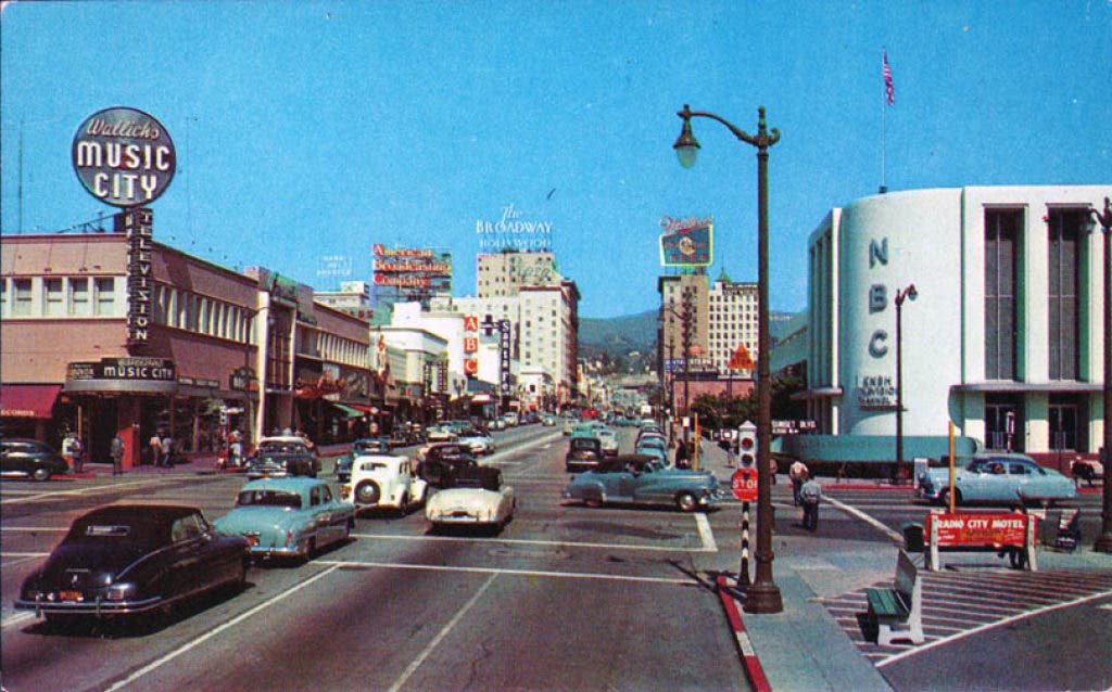 News small post card thumbnail