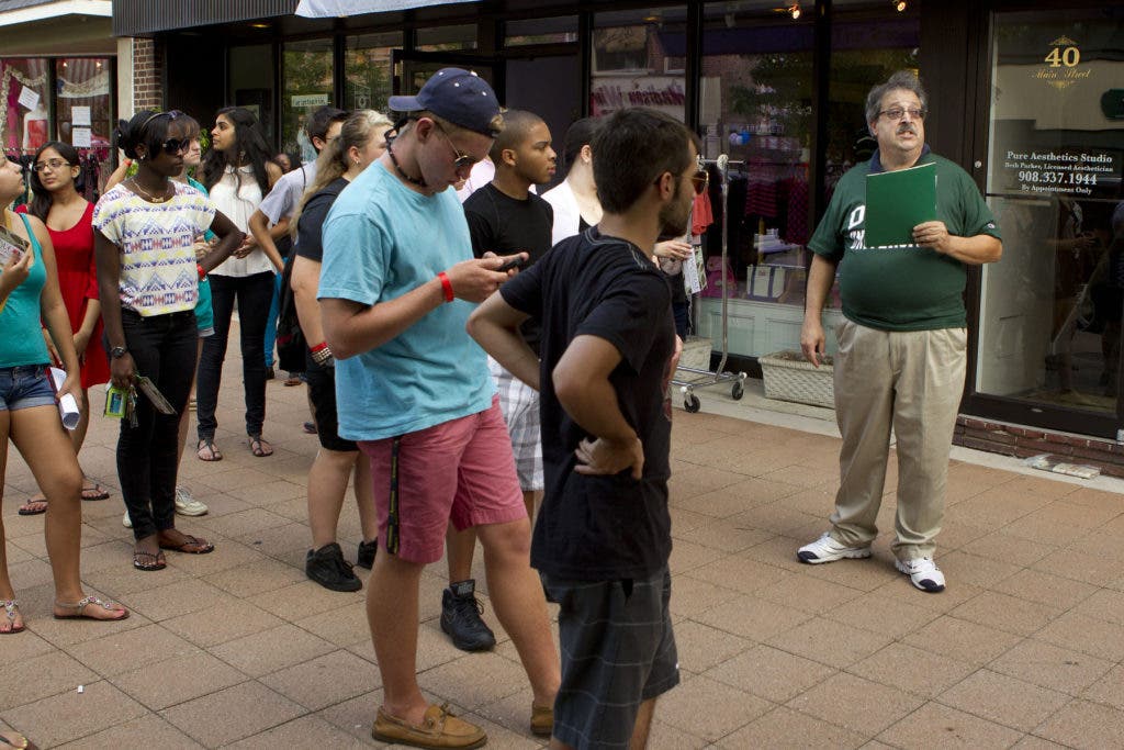 News small post card thumbnail