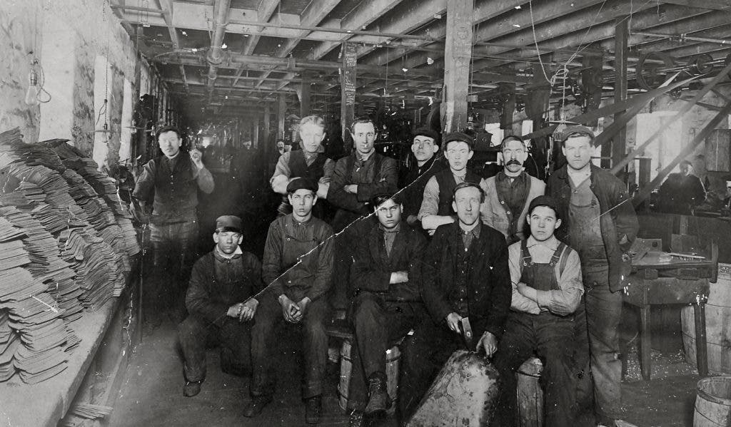 News small post card thumbnail