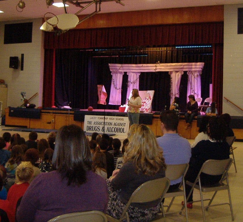 News small post card thumbnail