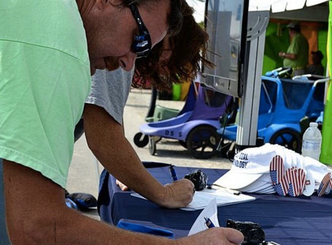 News small post card thumbnail