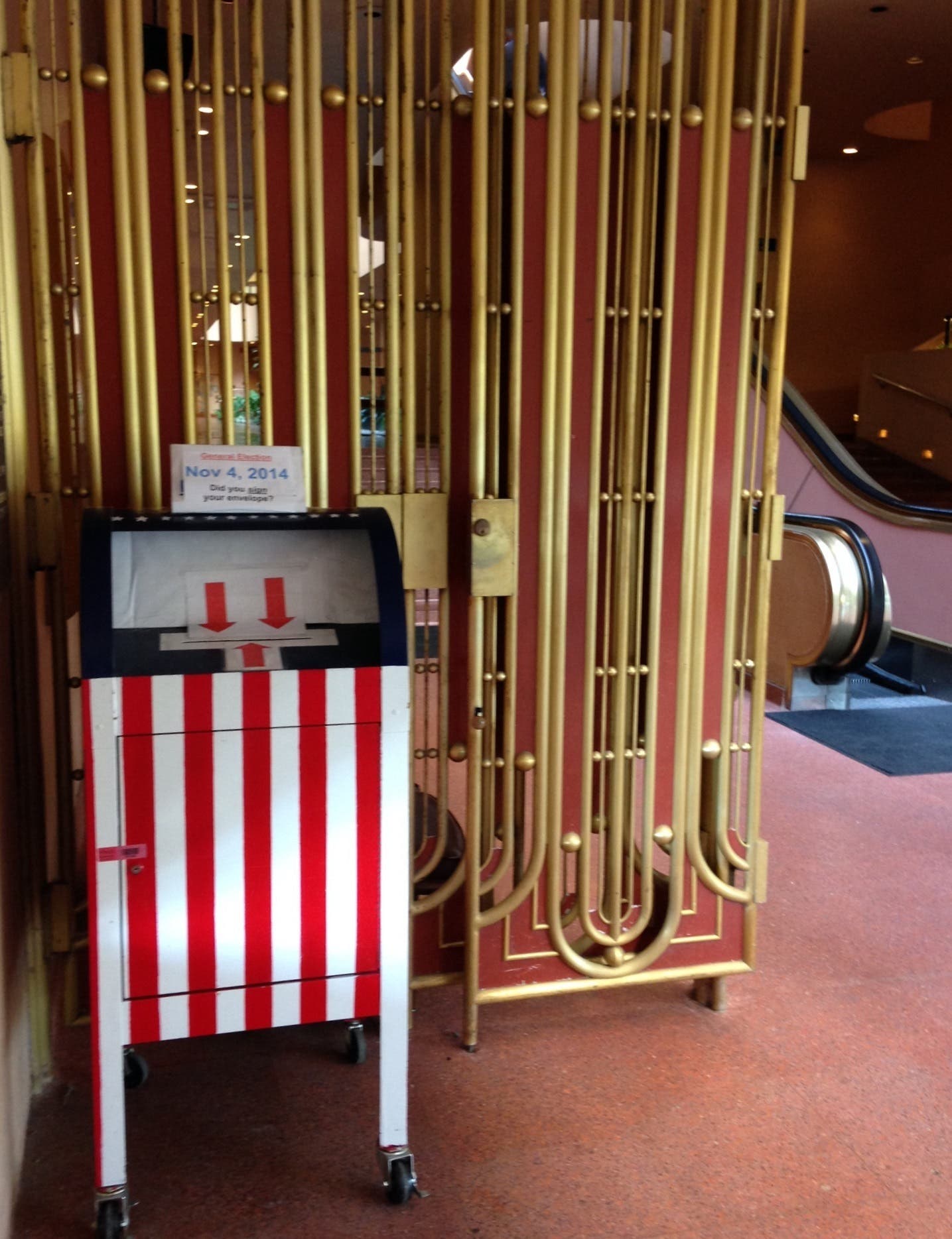 News small post card thumbnail