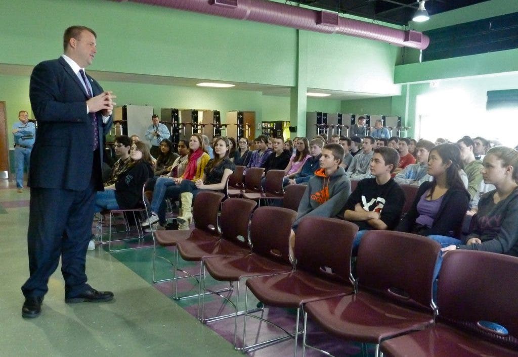 News small post card thumbnail