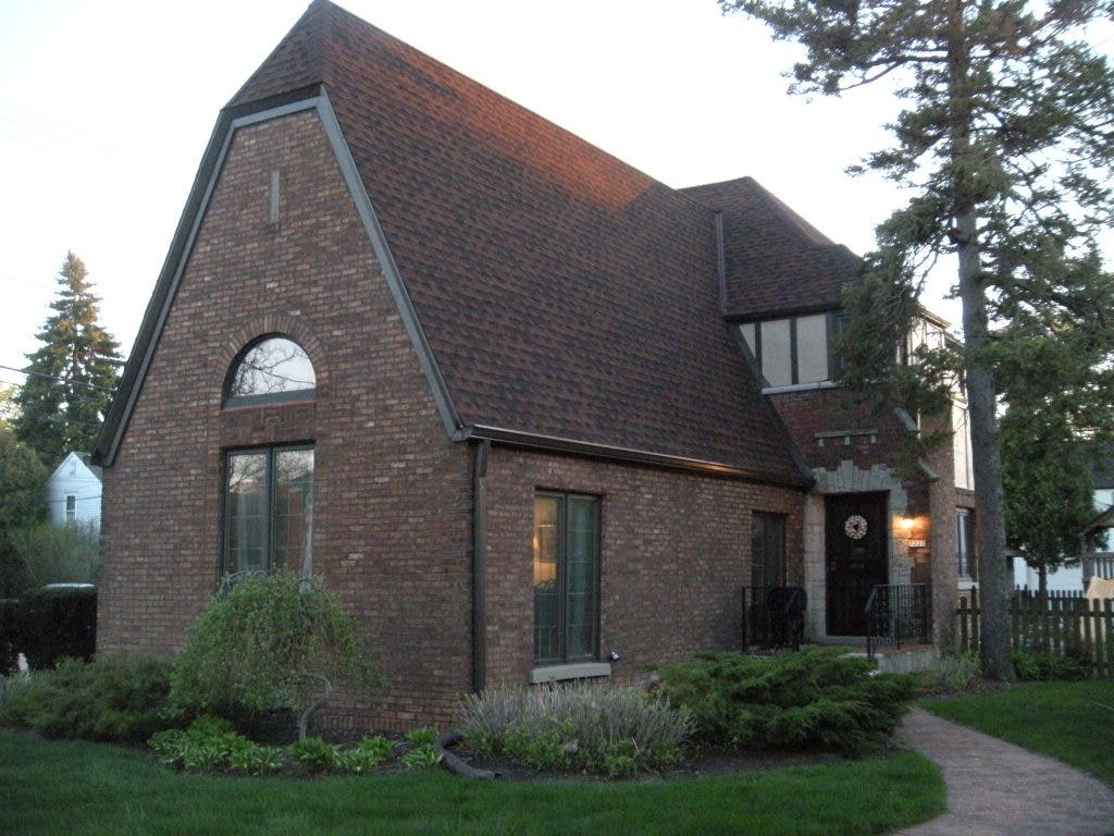 State Survey Finds Nearly 2,900 Historic Homes in Whitefish Bay