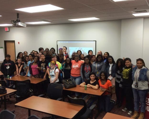 News small post card thumbnail