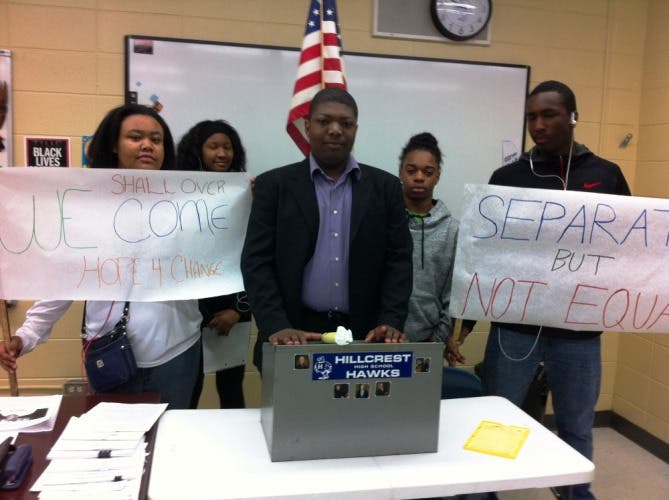 News small post card thumbnail