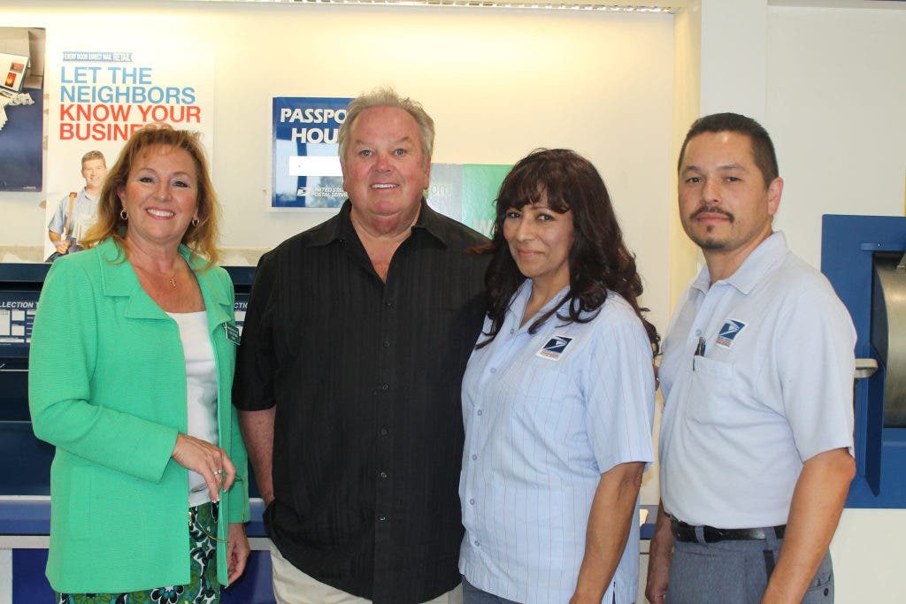 News small post card thumbnail