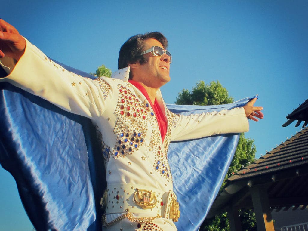 Photos: Steve Roth Brings The King Back To Memorial Park | La Cañada ...