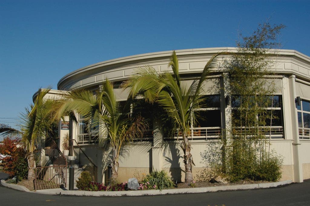 Kenny's Spirited Eatery Mother's Day Brunch & Dinner Buffet Upper