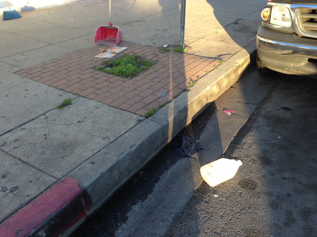 News small post card thumbnail