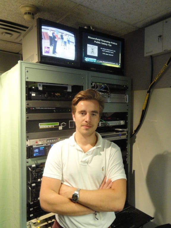 News small post card thumbnail