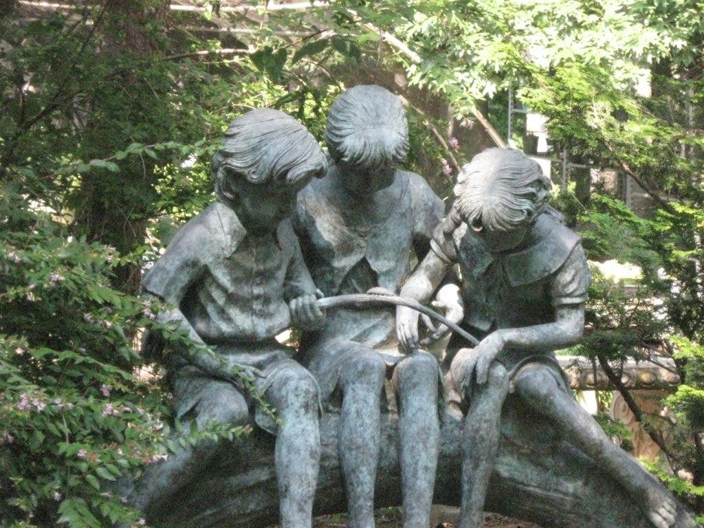 News small post card thumbnail