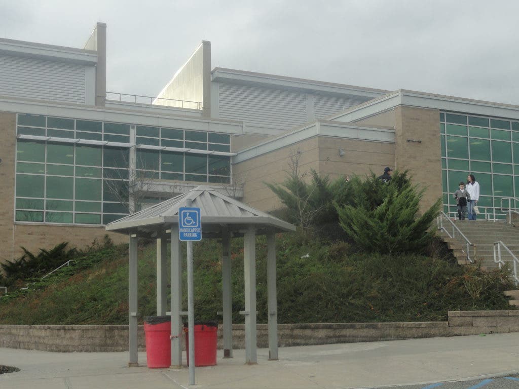 Sachem East HS Temporary Home for 50 Evacuees Sachem, NY Patch